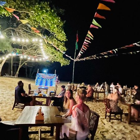 Koh Jum Delight Beach Bagian luar foto