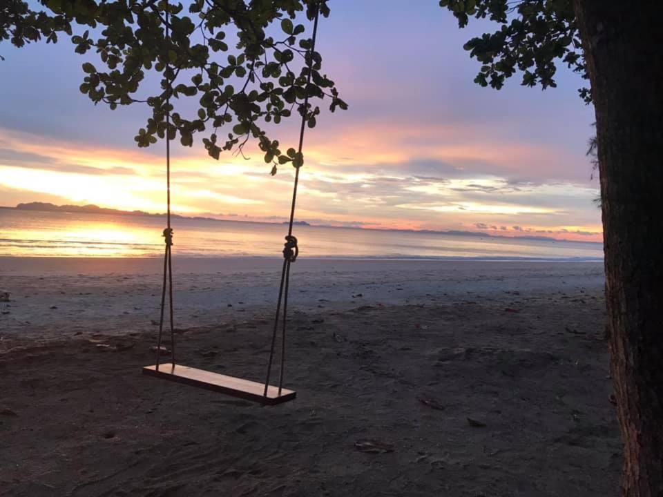 Koh Jum Delight Beach Bagian luar foto