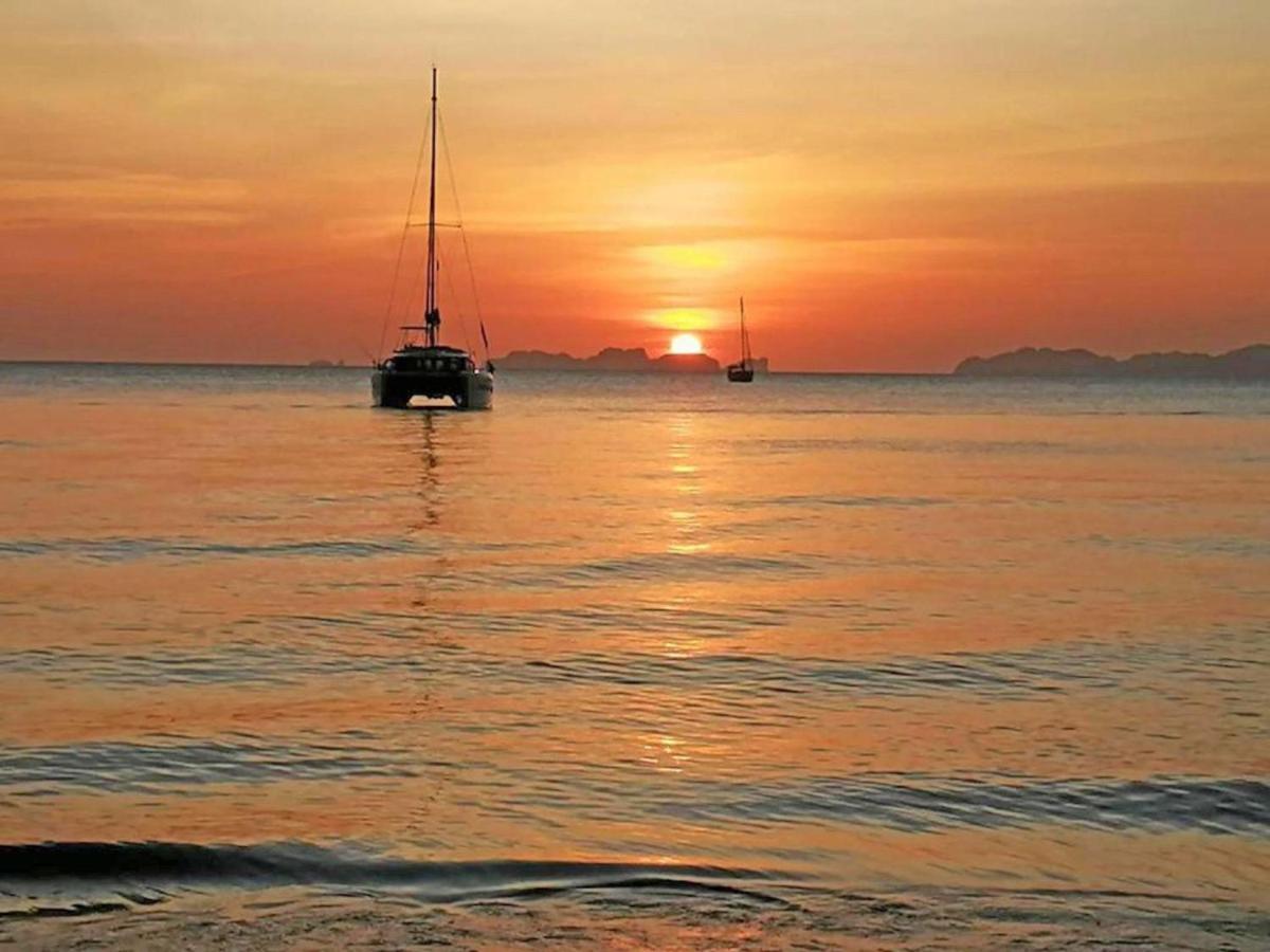 Koh Jum Delight Beach Bagian luar foto